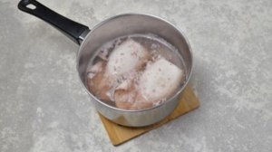 Салат с кальмарами яйцом и луком