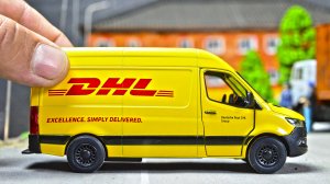 Моделька ПОЧТОВЫЙ ФУРГОН DHL с посылками! Про машинки.