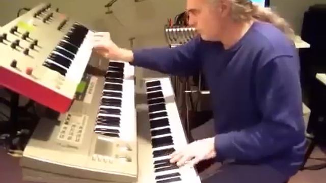 Nettle Bed (Soft Machine) смотреть онлайн