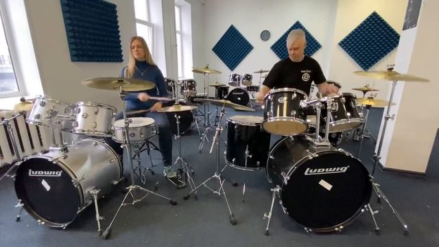 Моя ученица Анастасия Соколова, 31 год. Нервы - Кофе Мой Друг «Не Школа Барабанов» Тверь #нервы #ро смотреть онлайн