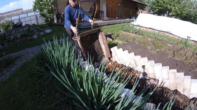 Высокие тёплые ГРЯДКИ своими руками!
