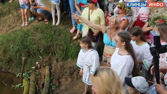 В ночь на Ивана Купала в селе Лопатни смотреть онлайн