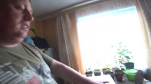 Закладываем второе окно. Набираю бассейн из покрышки К-700. Распаковка посылки от зрителя. Солянка