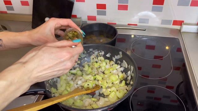 Овощное рагу!! Пальчики оближешь!! ВКУСНОТА НЕВЕРОЯТНАЯ!!! смотреть онлайн