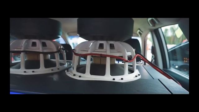 Хороший звук в машину смотреть онлайн