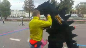 Динозавр(GODZILLA) на Московском Марафоне
