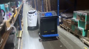 Робот поломойщик Gausium  ECOBOT Scrubber 50 на складе. Тестируем и сравниваем работу.