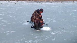 Рыбалка озеро Треустан 10.042015