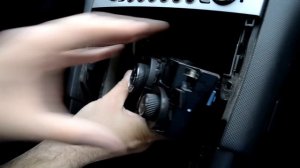 Peugeot 308 - Climate control panel remove (FullHD)