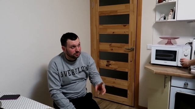 АРТЁМ ЧУТЬ НЕ ИСПОРТИЛ ПРАЗДНИК || КАК МЫ ОТМЕТИЛИ 14 ФЕВРАЛЯ смотреть онлайн