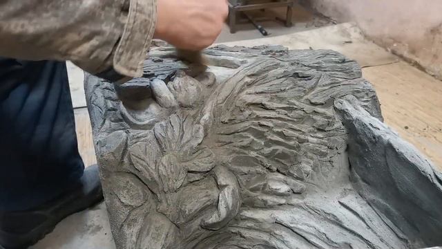 Мастерская "Волшебная страна ОС". Изготовление лавочки с цветочником и корягой из арт бетона.
