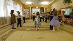 Полечка дождливая МР Некрасова Лариса Валентиновна, МБДОУ "ЦРР - дс №31" г. Троицк Челябинской обл