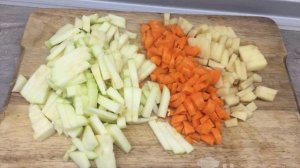 Детское пюре с курицей и овощами