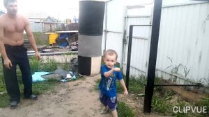 Влог! Муж смастерил турник и боксерскую грушу!Турник во дворе!