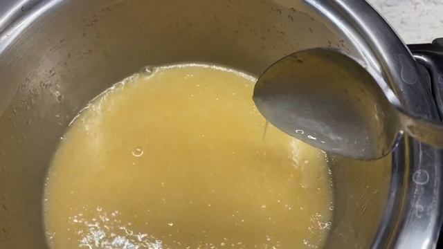 Шоколадный медовик с шоколадным молочным кремом и шоколадной глазурью