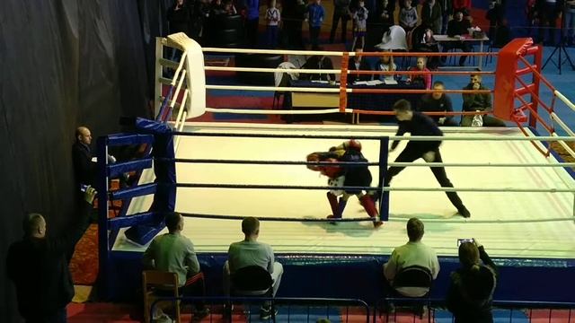 Бой Новожилова Дмитрия и Юшина Дениса смотреть онлайн