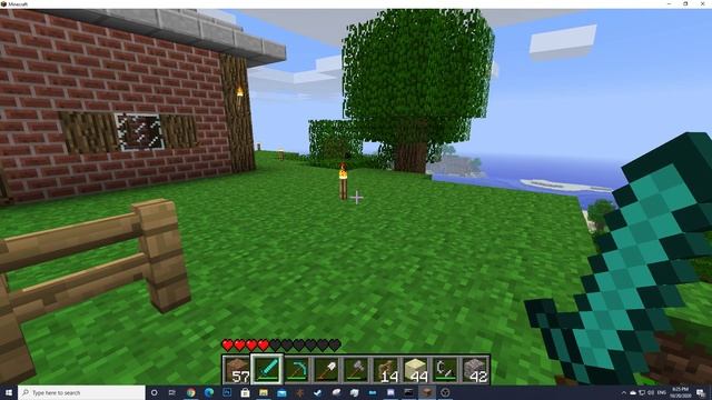 Herobrine found on minecraft pack.png seed!