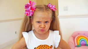 Diana and Roma do not share toys