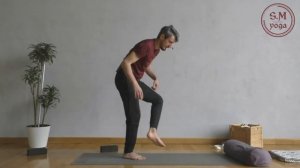 Эка Пада Галавасана. Как сделать позу для новичков. Видео разбор