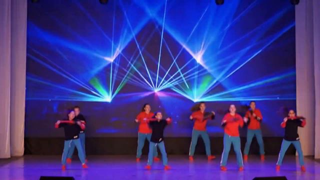 «BR crew» залетай на танцпол Artasi Майкоп смотреть онлайн