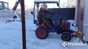 Чистим снег на КМЗ-012