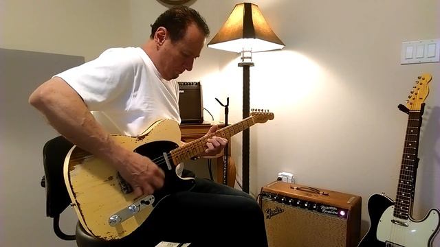 63 Fender CS Tele Vs '51 Fender CS Nocaster Heavy Relic - Middle PU Position смотреть онлайн