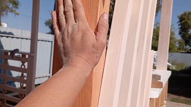 Строительство беседки продолжается. Осталось уже не много 👏 смотреть онлайн