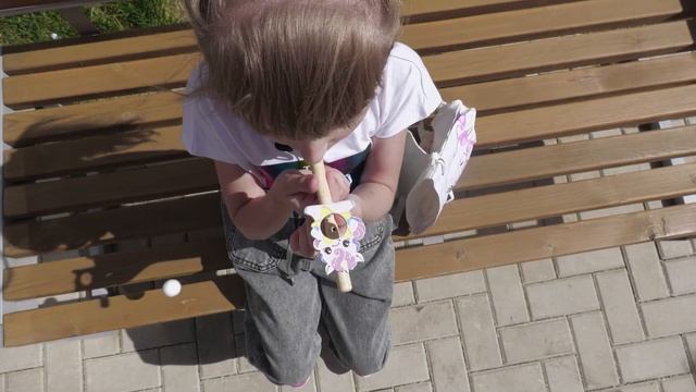 Во что поиграть на улице? | Необычные игрушки | Детский видеообзор | sima-land.ru смотреть онлайн