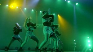 Royal Family Dance Crew - Whine & Kotch | The Royal Family Virtual Experience