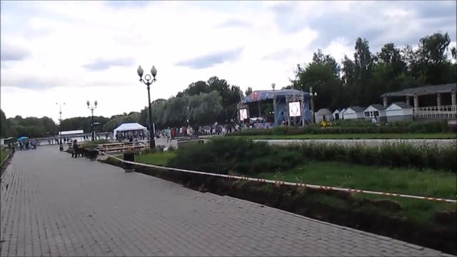 VLOG/ВЛОГ Измайловский парк! Батуты! Аттракционы! смотреть онлайн