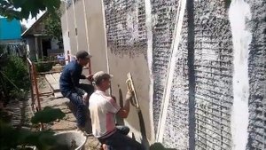 Дом купить или строить из СИП-бетона "Русская стена", часть 8 я, нанесение бетона 2 слоем