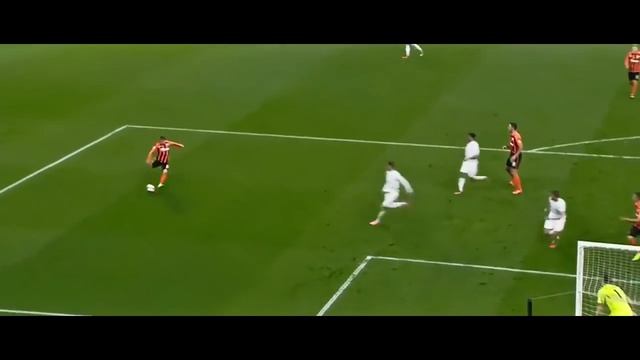 Красивый гол Борячука пяткой в ворота Волыни смотреть онлайн