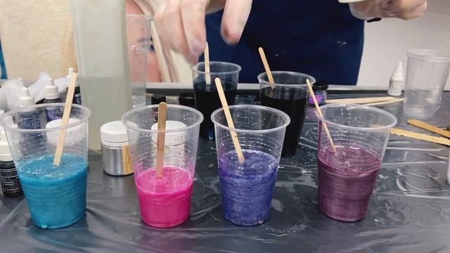 Мастер-класс "стол из эпоксидной смолы", бесплатный урок в технике Resin Art, как залить стол смоло