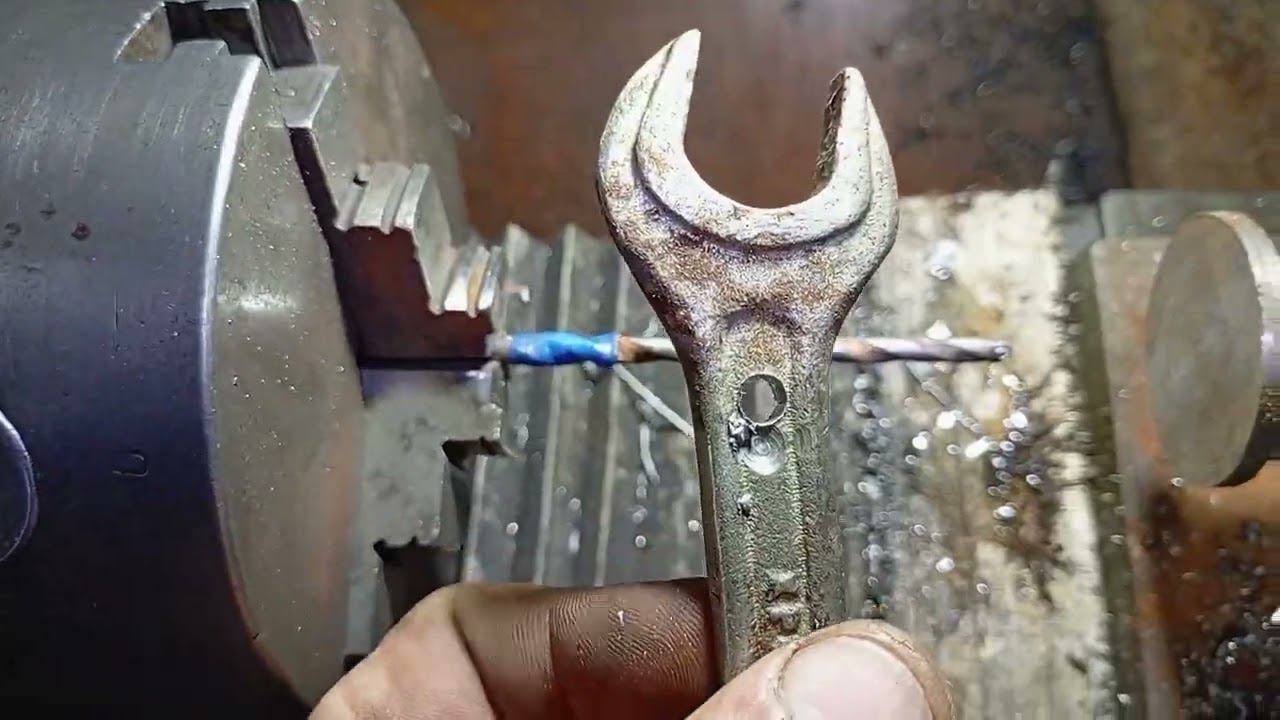 Чем просверлить калёную сталь!