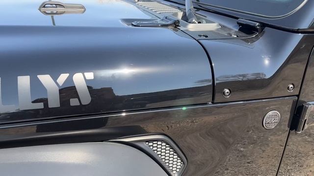 2023 Jeep Wrangler Willys - Is it the BEST 2 Door Trim?! | 2-Door Jeep Series | GTA Mississauga, ON смотреть онлайн