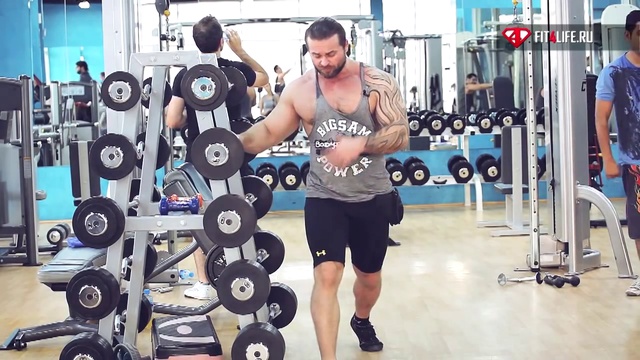 УПРАЖНЕНИЕ - ВЫПАДЫ СО ШТАНГОЙ смотреть онлайн