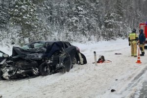 Четыре человека погибли в ДТП в Тюменской области