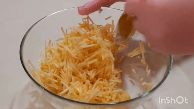 Салат из дайкона с морковью и яблоком #салатиздайкона