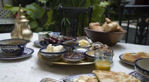 Еда в марокко. Кафе и закусочные. Где можно и недорого пообедать.1 часть.nourriture au maroc.