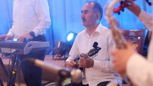 Хасан Хайдар - Ман ба гайр аз дустдори пешаи дигар надорам