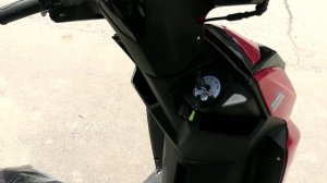 Скутер SCIROCCO. Бюджетный скутер с интересным внешним видом.