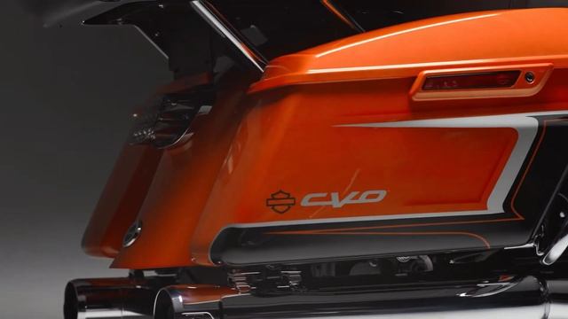 2022 Harley Davidson CVO Road Glide Limited - Is it worth it? смотреть онлайн