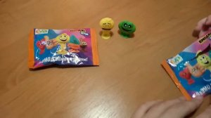 ЭМОДЖИ открываем пакетики-сюрпризы эмоджи фильм emoji film emoji movie фигурки эмоджи