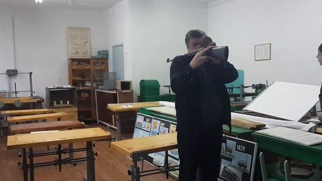 Учитель школы номер 7