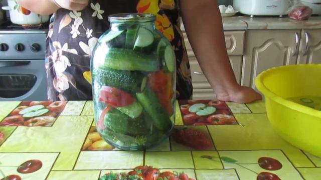 Маринуем огурцы///рецепт вкусных огурцов на зиму