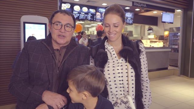 Вместе поможем семьям быть вместе. Дмитрий и Полина Дибровы