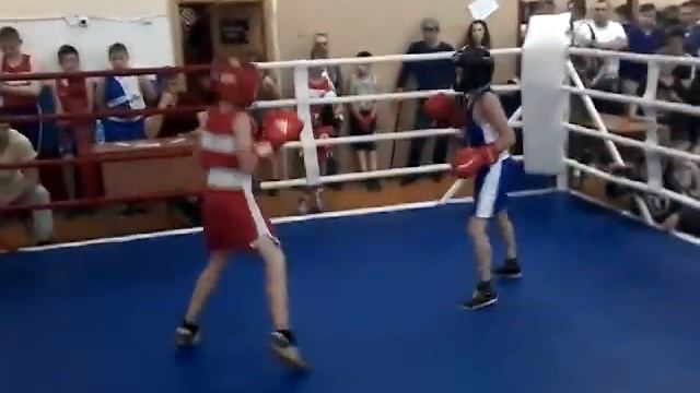 Чемпионат Ярцево по боксу.Глас Игнат (Ярцево) - Алхимов Даниил(Брянская обл.) 19 мая 2018 смотреть онлайн