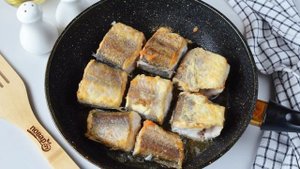 Минтай тушеный с овощами