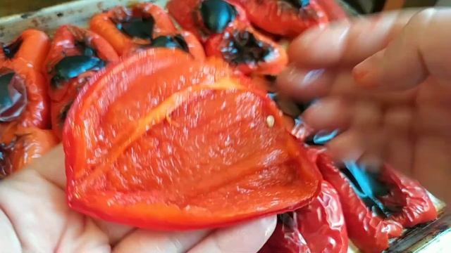 Готовьте сразу двойную порцию! Салат из печёного болгарского перца❤️❤️