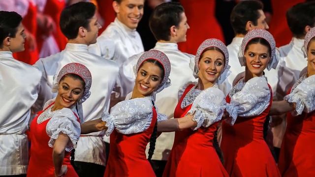 Kalinka (Калинка малинка) -- Russian folk song with double subtitles. смотреть онлайн